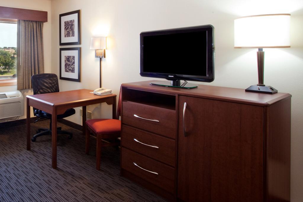 Americinn By Wyndham Algona Ruang foto