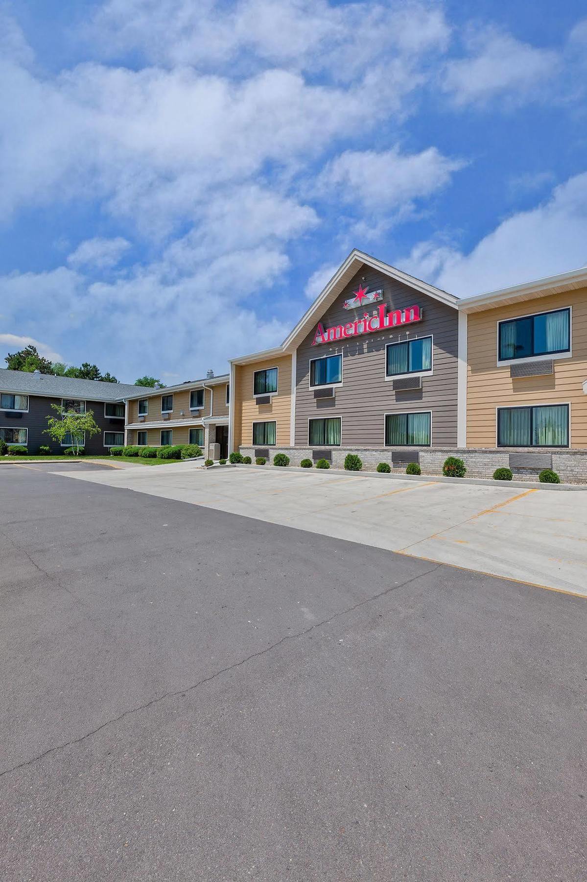 Americinn By Wyndham Algona Bagian luar foto